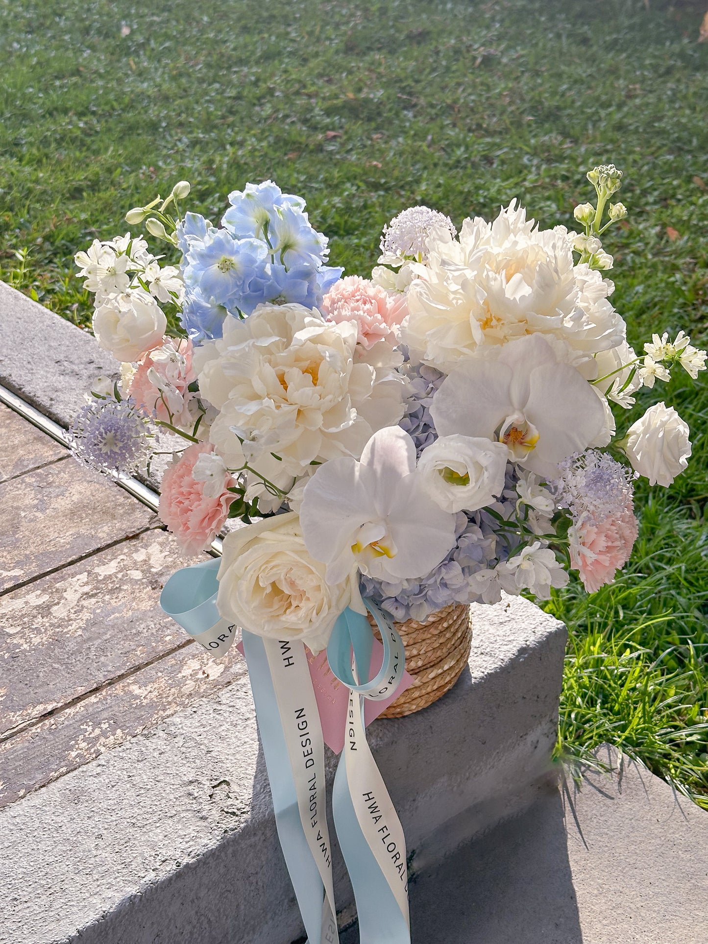 Peony de Lune - Blue