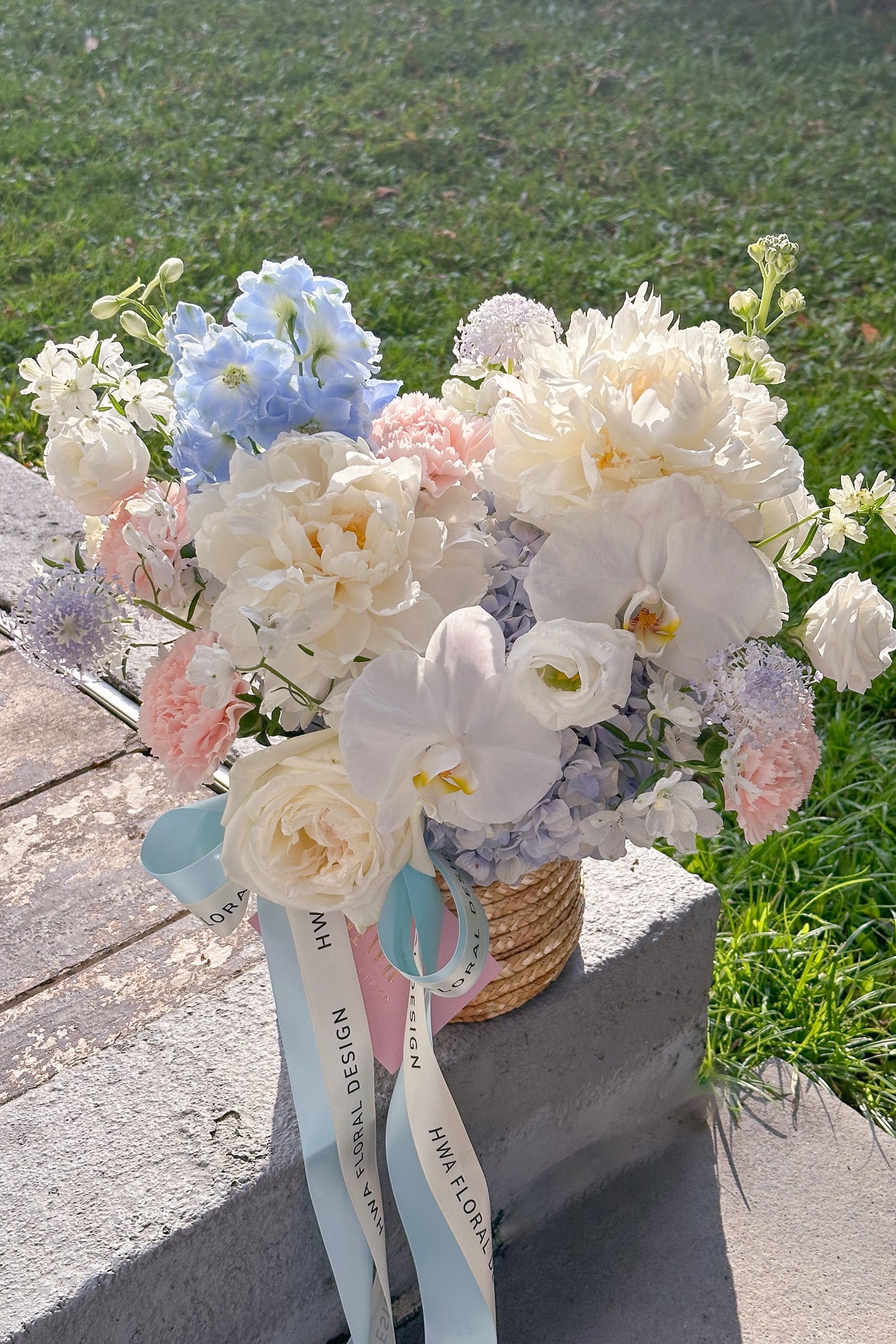 Peony de Lune - Blue
