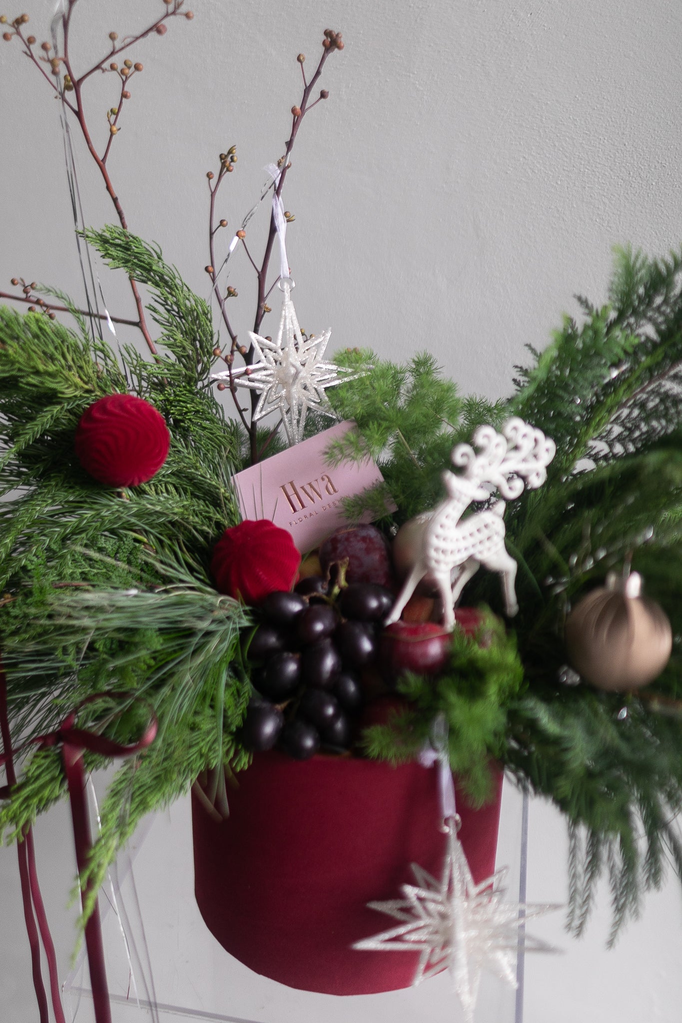 Sparkle and Sleigh Fruit Box