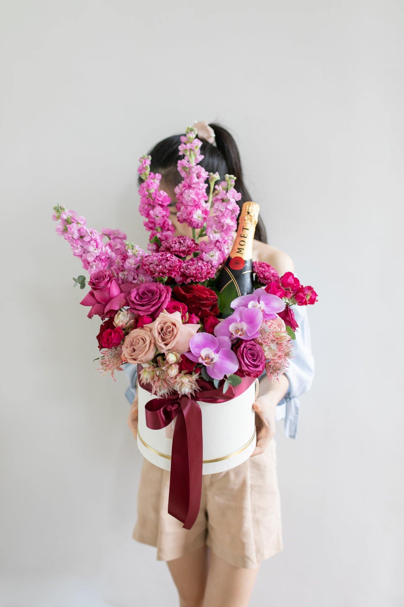 Royals - Hwa Floral