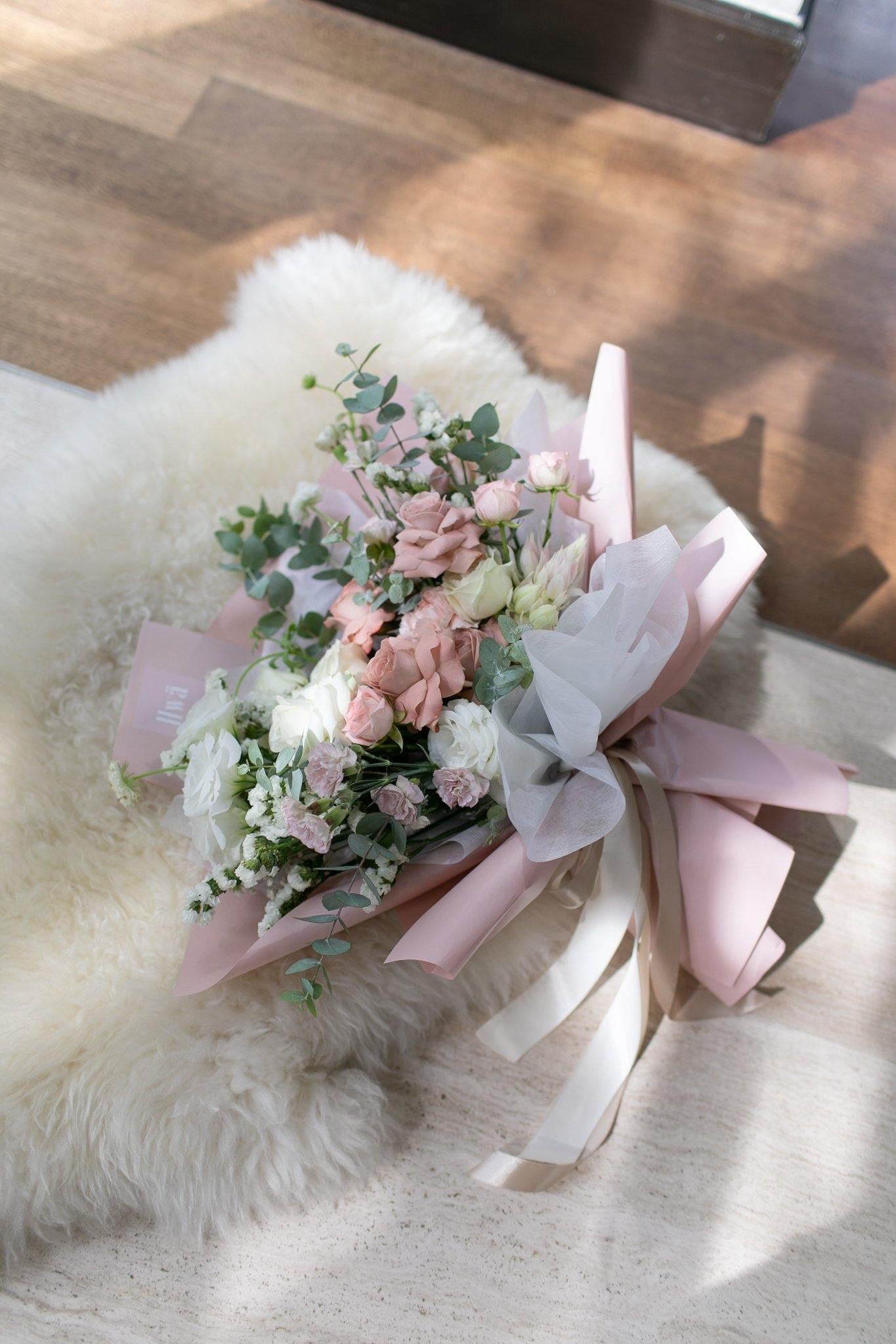 Meet Me In Paris - Hwa Floral