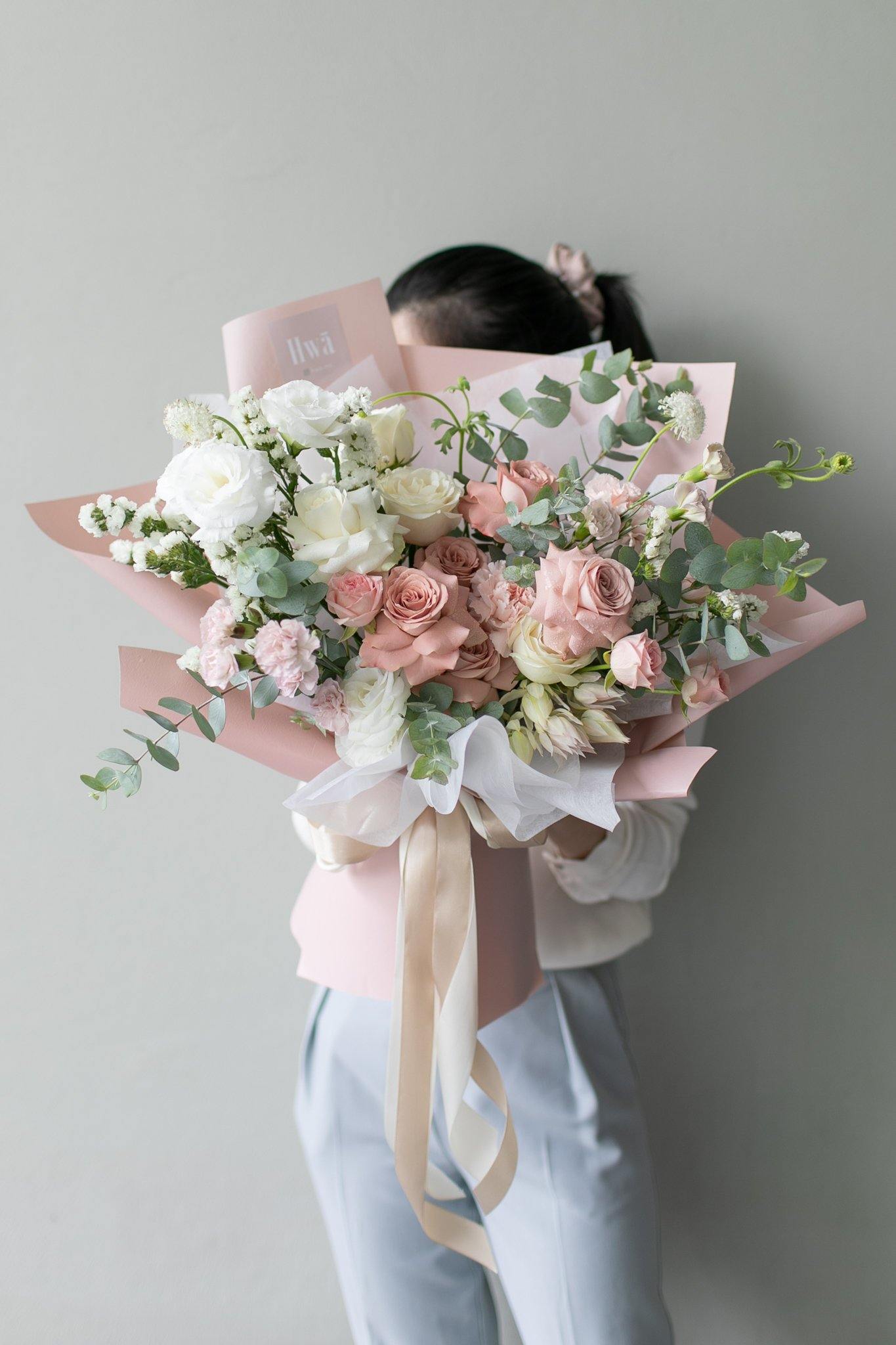 Meet Me In Paris - Hwa Floral
